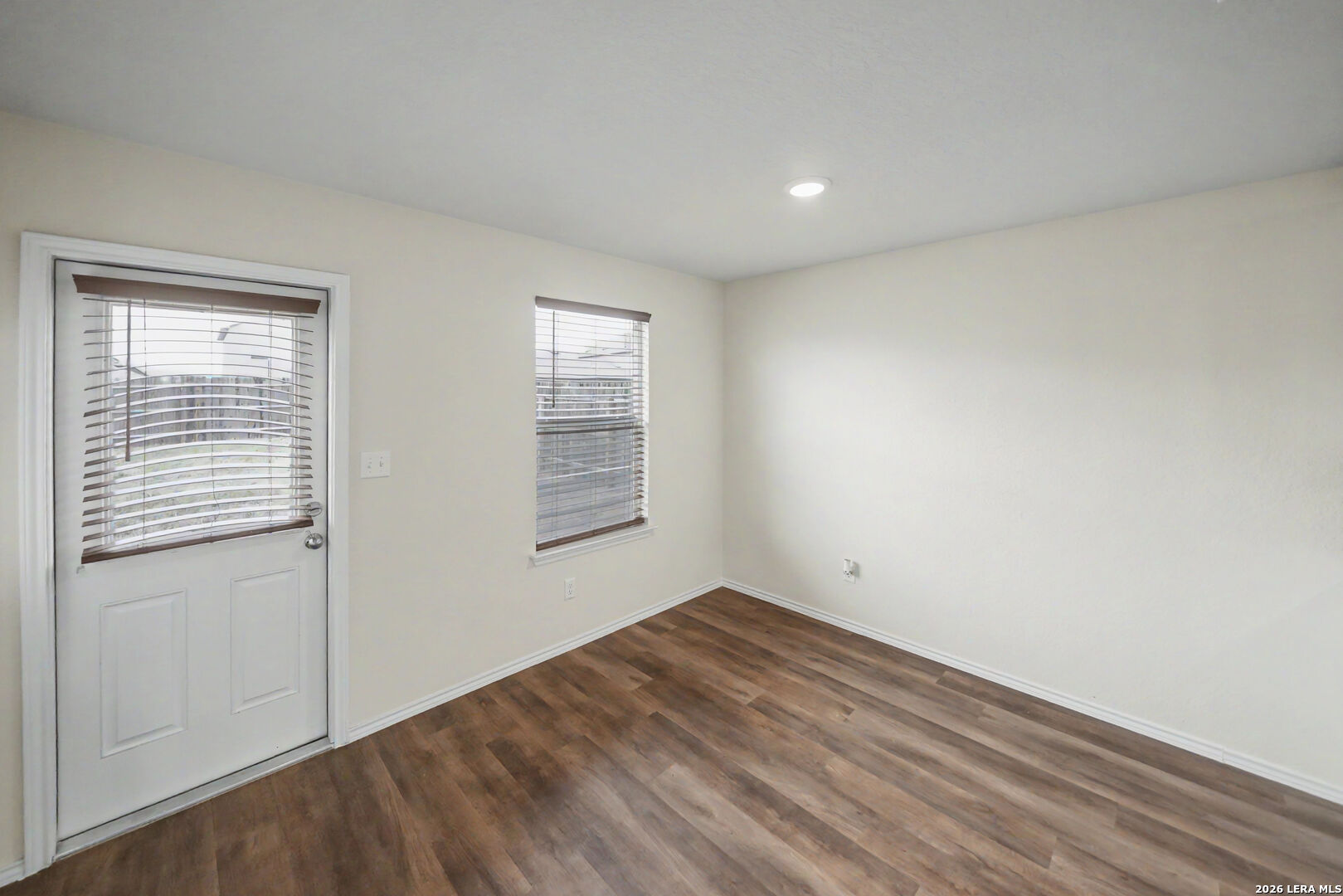 5807 Rolling Glen San Antonio TX 78218