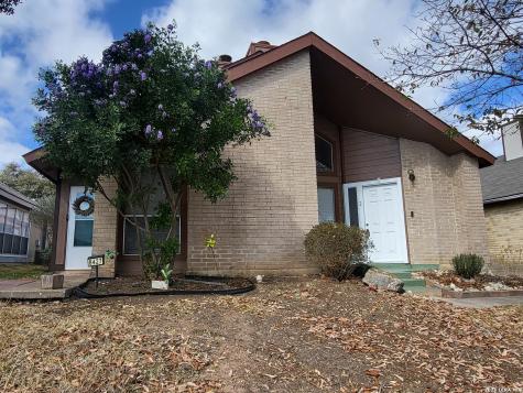8427 Cranberry Hill San Antonio TX 78254