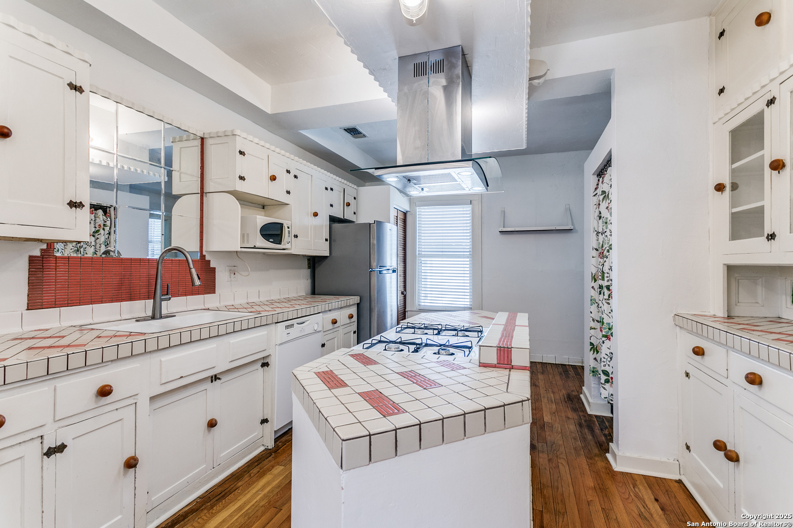 526 Pershing San Antonio TX 78209