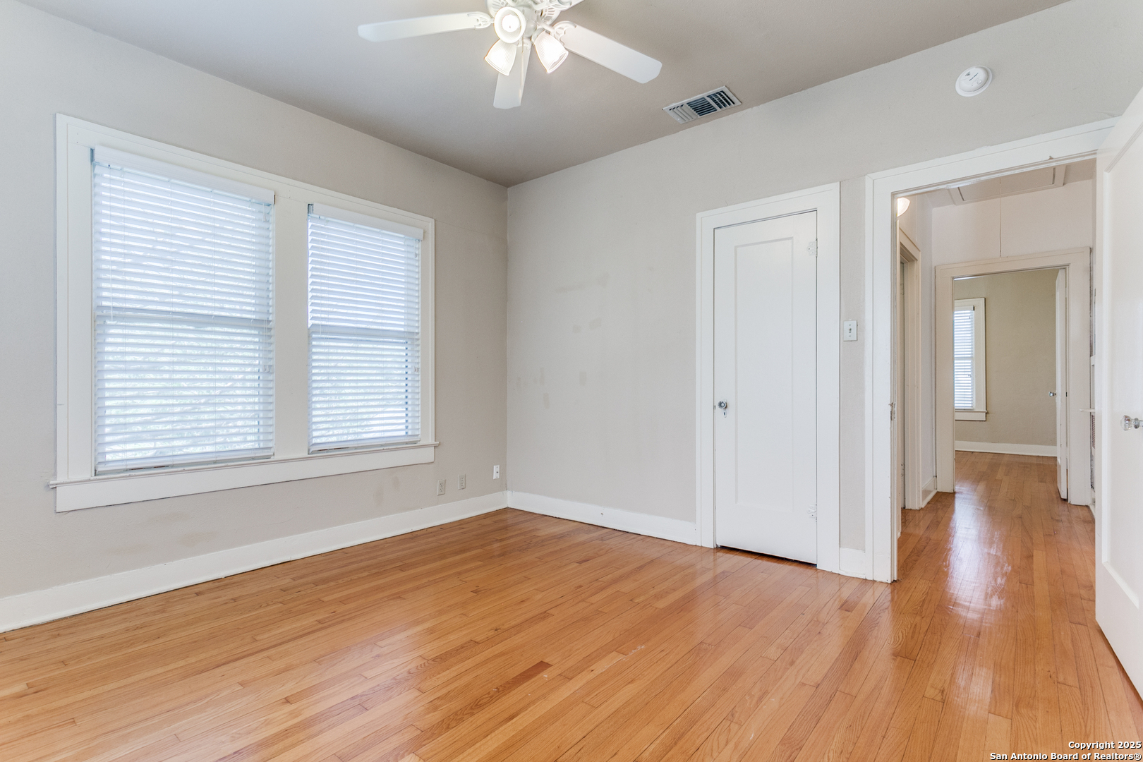 526 Pershing San Antonio TX 78209