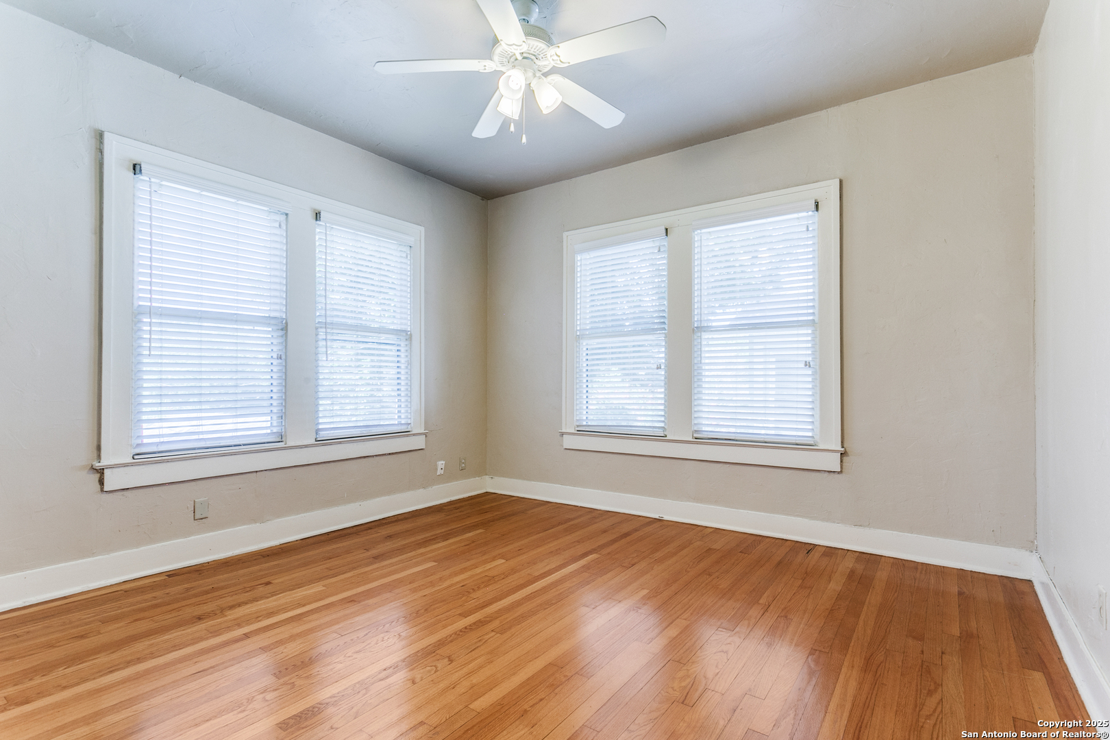 526 Pershing San Antonio TX 78209