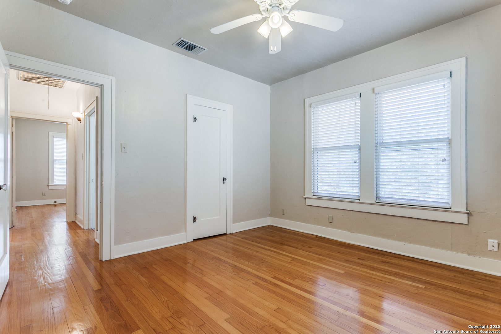 526 Pershing San Antonio TX 78209