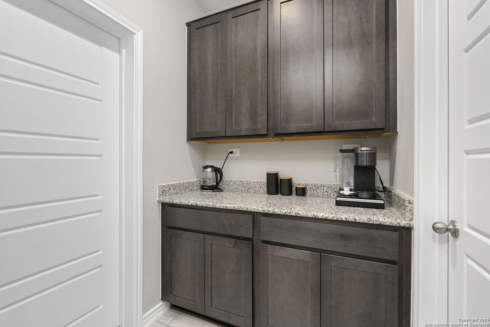 2318 Themis Way San Antonio TX 78245