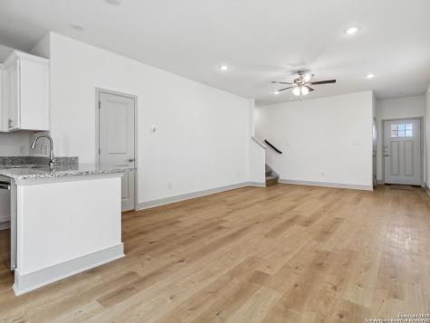 10207 Tulipwood Run San Antonio TX 78252