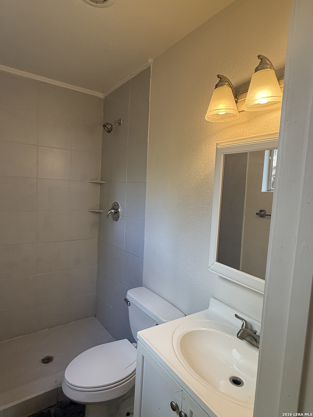 128 Meadow Hill Converse TX 78109