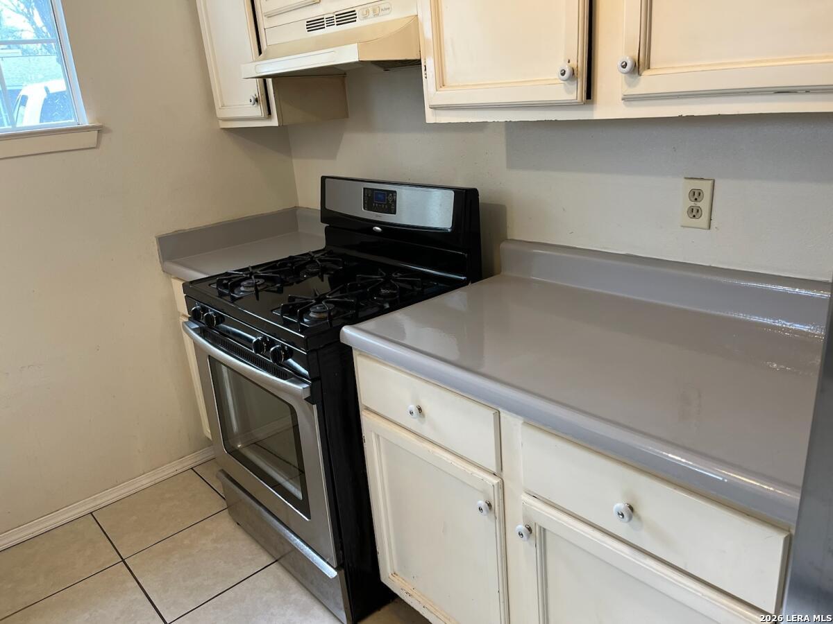 128 Meadow Hill Converse TX 78109