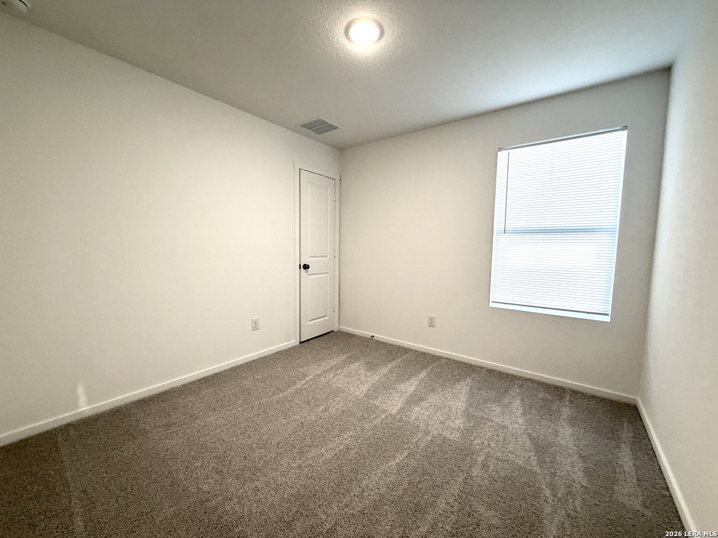 6863 Chert Chase Elmendorf TX 78112