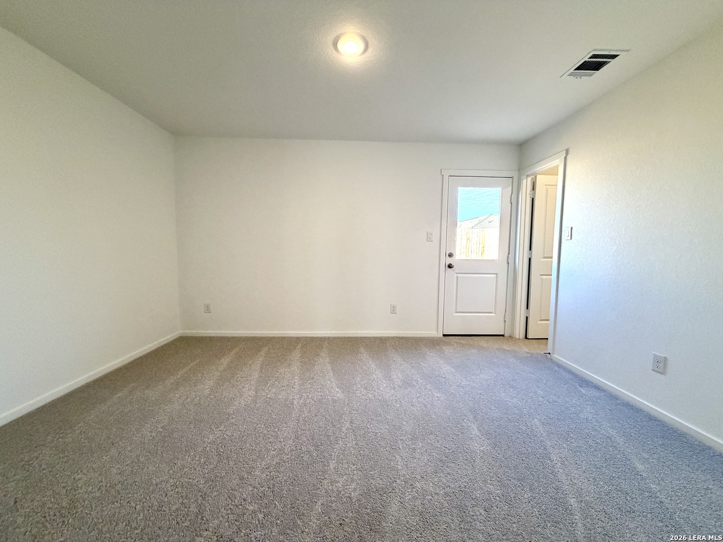 6863 Chert Chase Elmendorf TX 78112