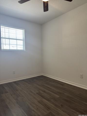 6942 Crestway San Antonio TX 78239
