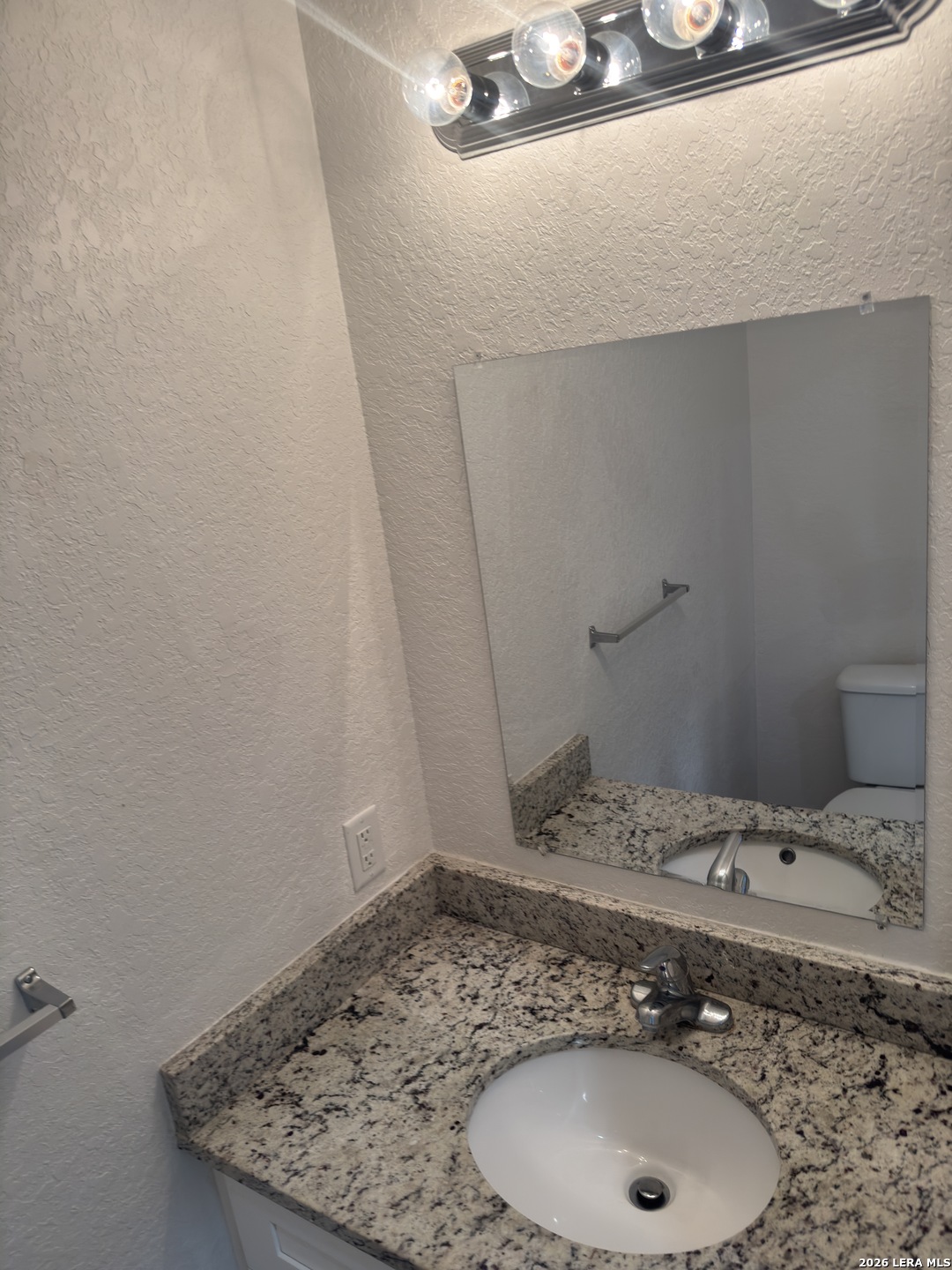 6942 Crestway San Antonio TX 78239