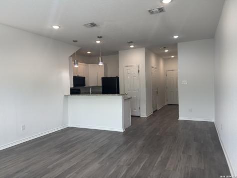 6942 Crestway San Antonio TX 78239