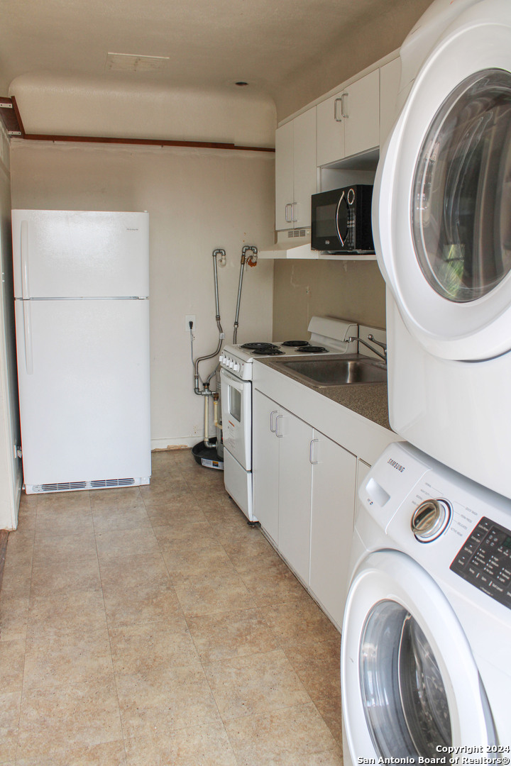706 W French Place San Antonio TX 78212