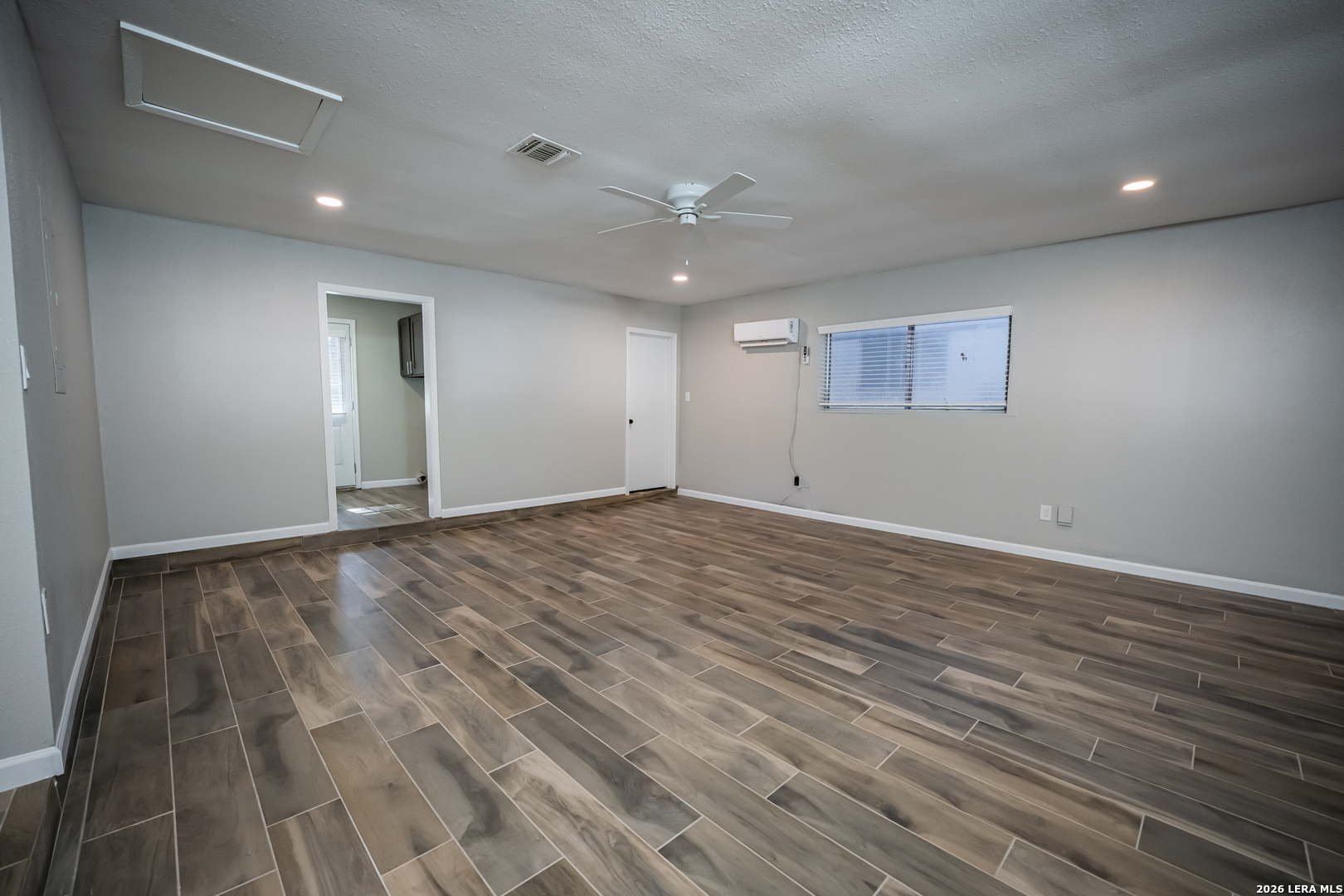 5628 Charlie Chan Drive San Antonio TX 78240