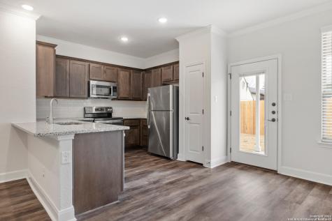 2307 Lynwood Bend San Antonio TX 78245