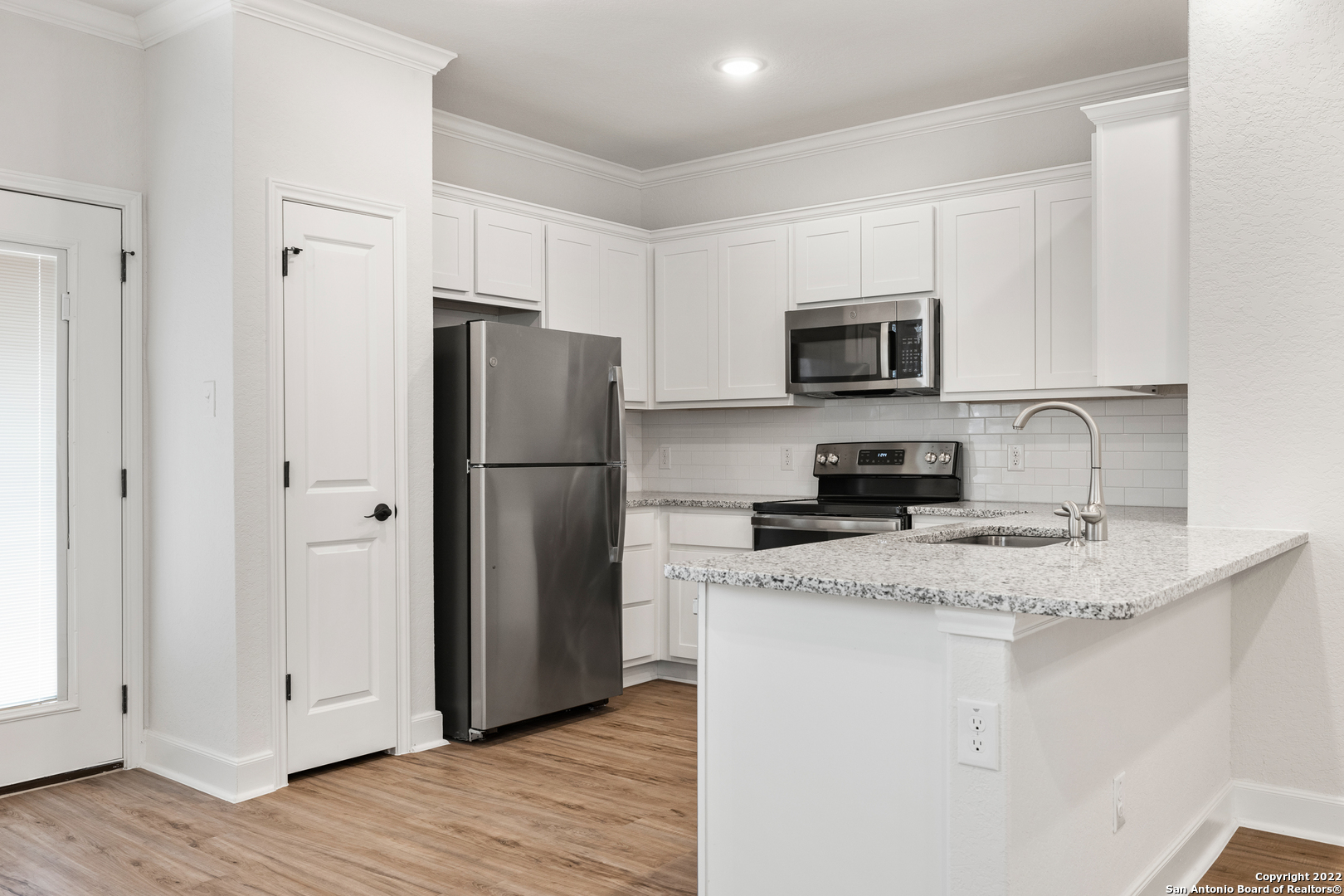 2307 Lynwood Bend San Antonio TX 78245
