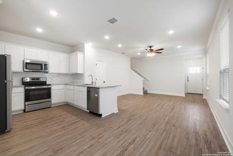 2307 Lynwood Bend San Antonio TX 78245