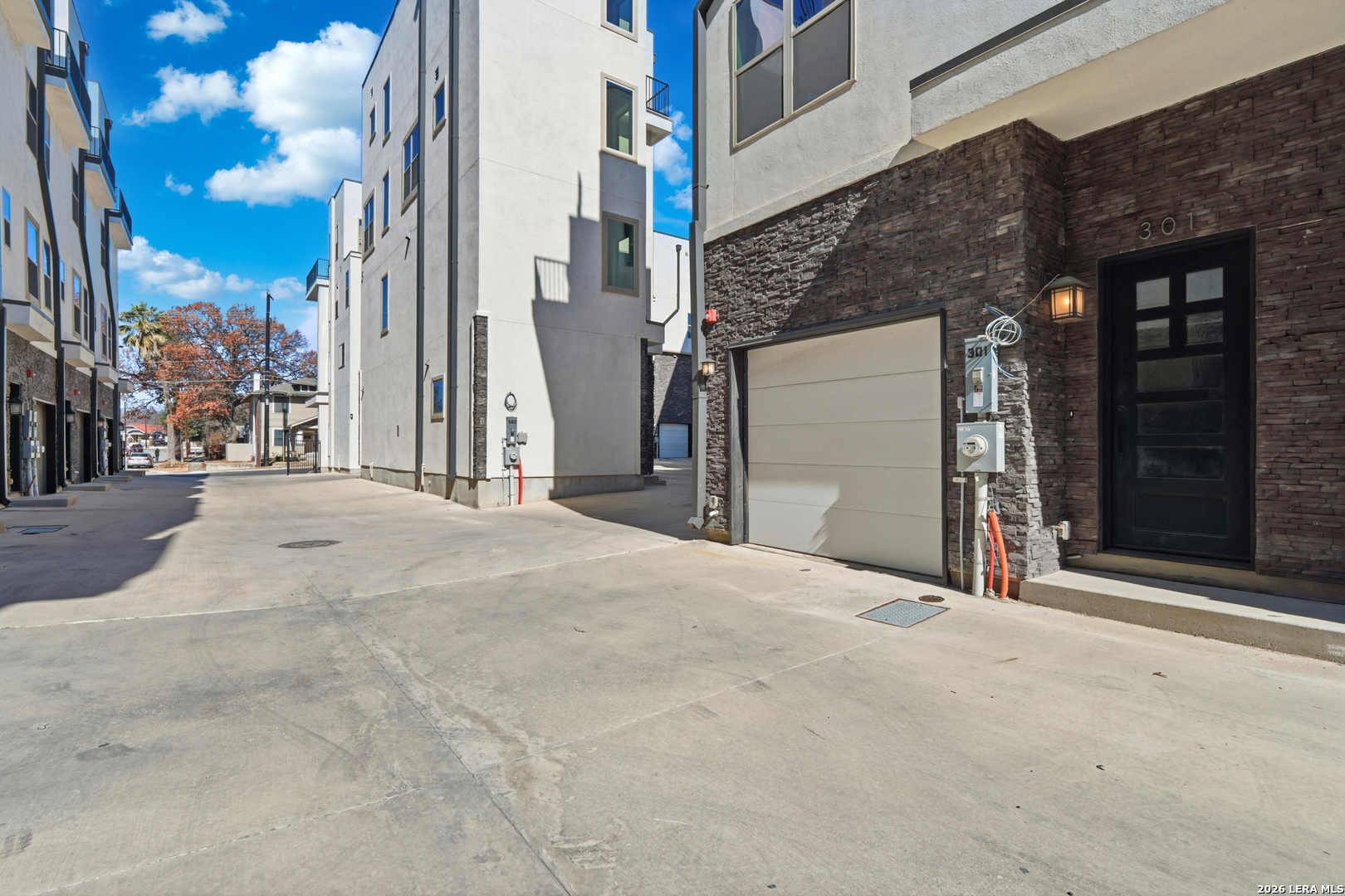 1817 N St Marys Street San Antonio TX 78212