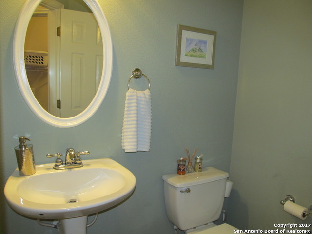 118 Stonewall Bend San Antonio TX 78256