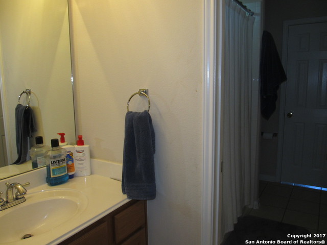 118 Stonewall Bend San Antonio TX 78256