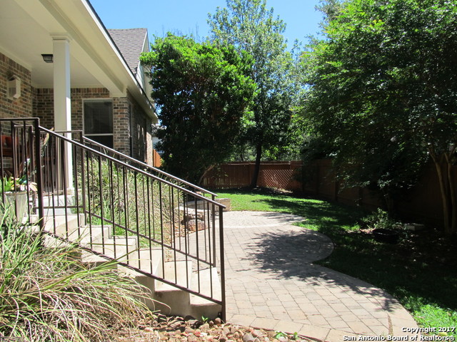 118 Stonewall Bend San Antonio TX 78256
