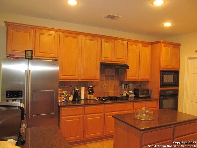 118 Stonewall Bend San Antonio TX 78256