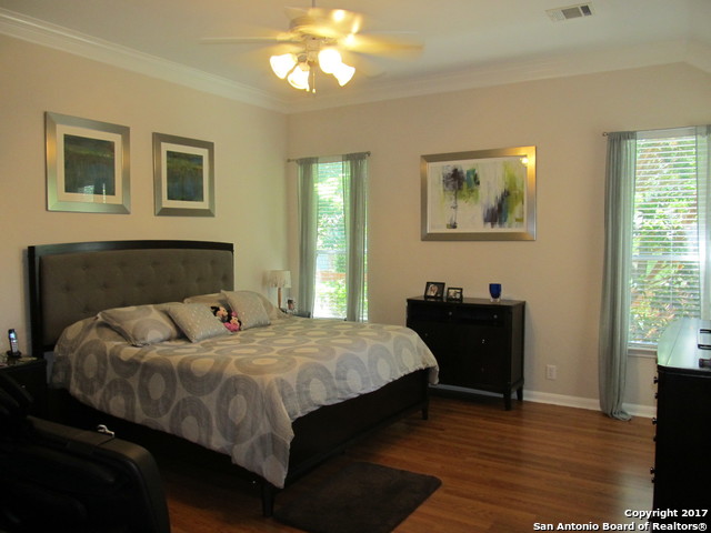 118 Stonewall Bend San Antonio TX 78256