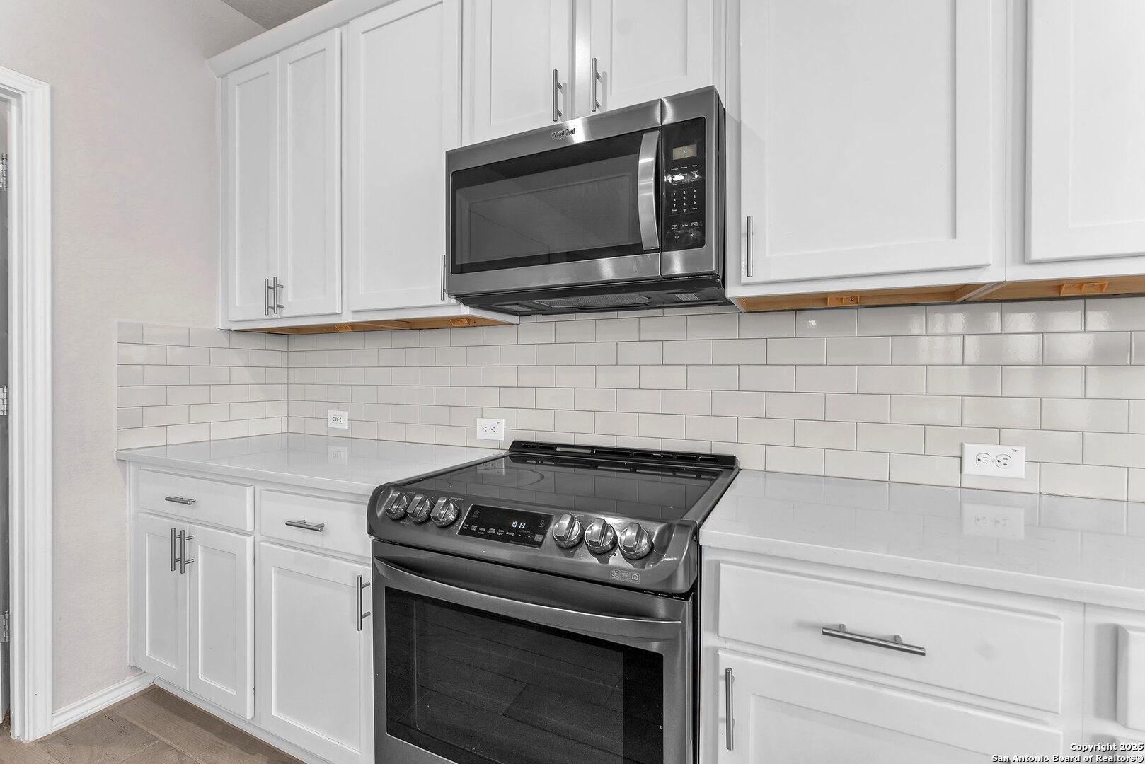 2448 Hiddenbrooke Seguin TX 78155
