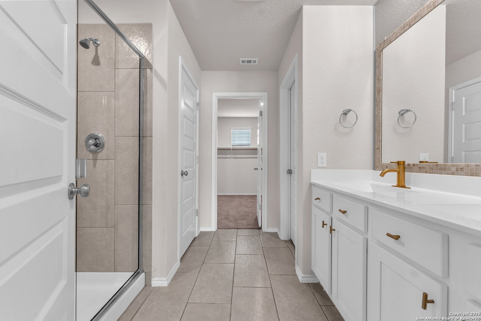 2448 Hiddenbrooke Seguin TX 78155