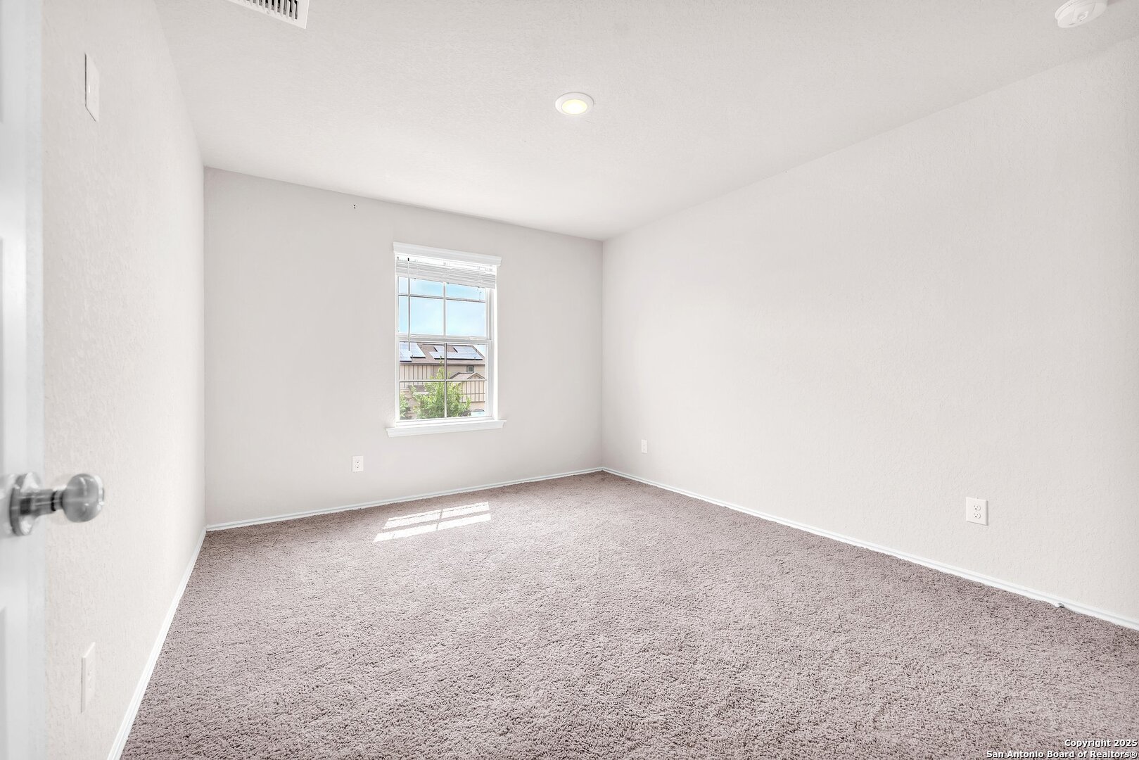 2448 Hiddenbrooke Seguin TX 78155
