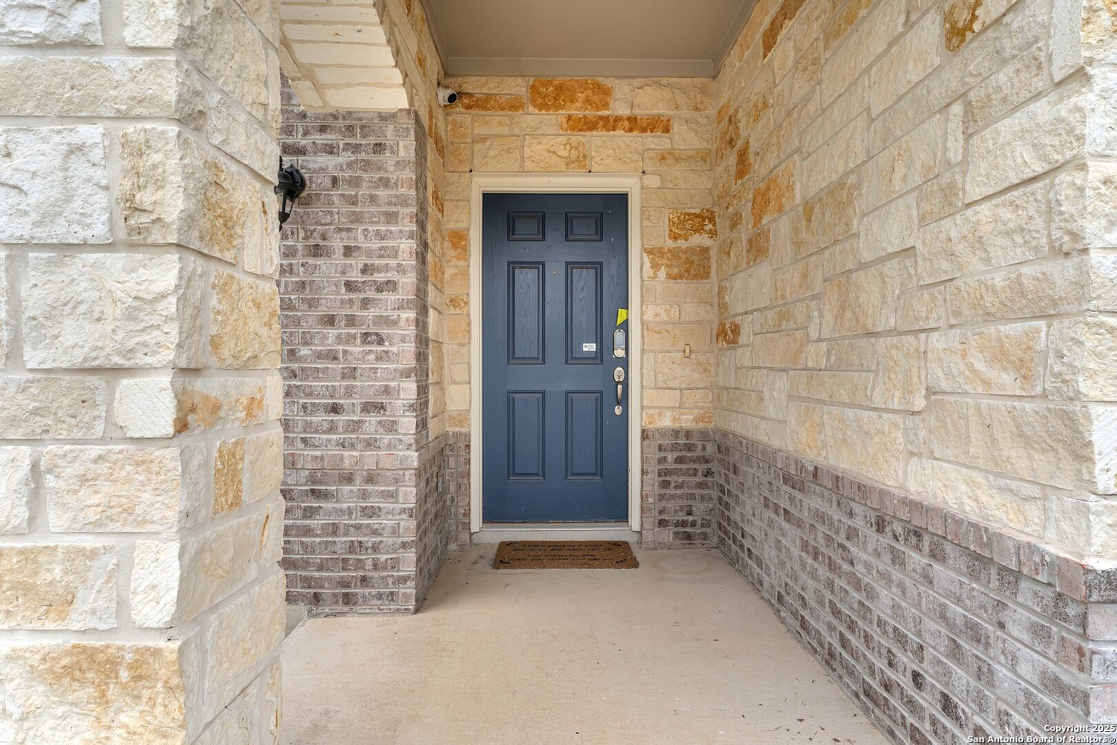 2448 Hiddenbrooke Seguin TX 78155