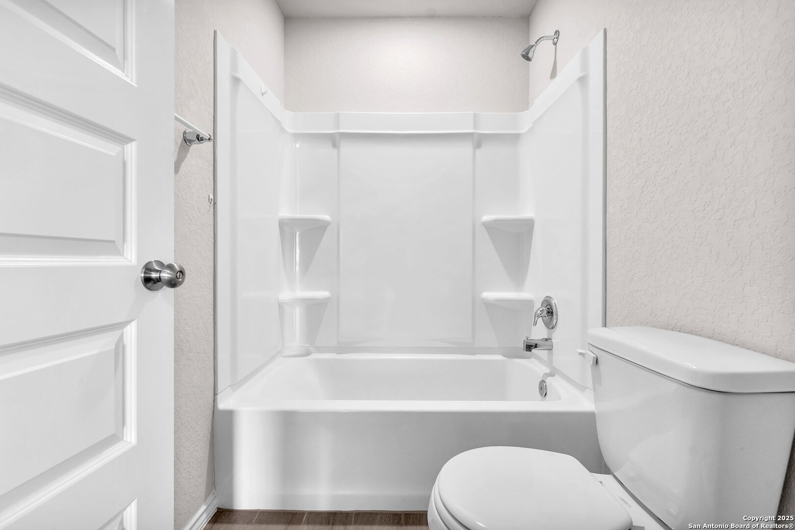 2448 Hiddenbrooke Seguin TX 78155