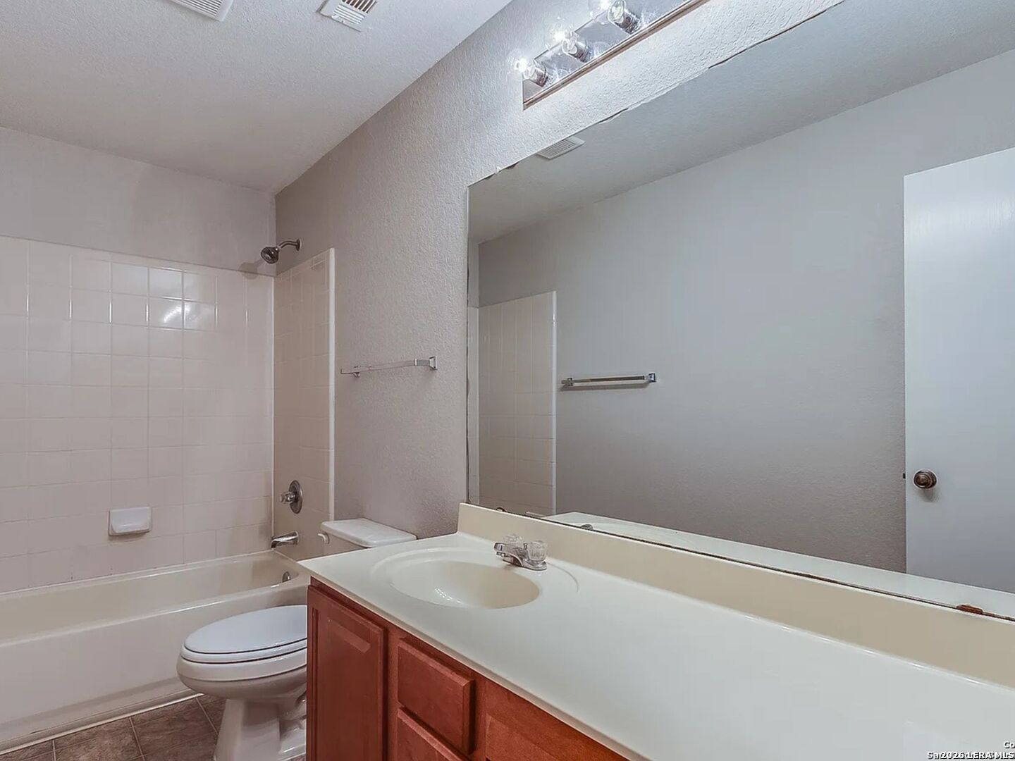 6772 Wayman Live Oak TX 78233