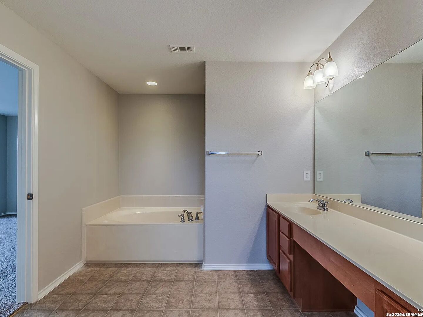 6772 Wayman Live Oak TX 78233