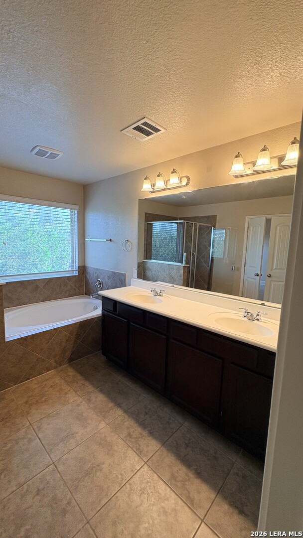 6002 Venado Trace San Antonio TX 78240