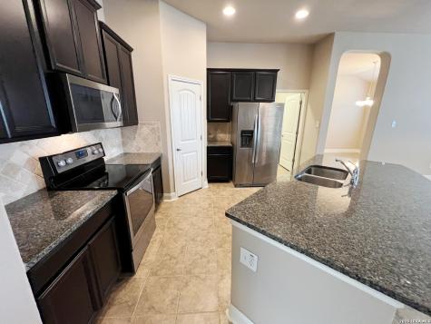 9806 Shawnee Bluff San Antonio TX 78109