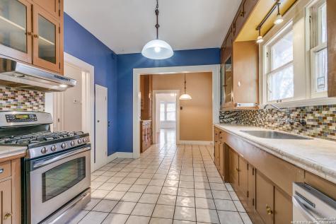 411 E Huisache Avenue San Antonio TX 78212