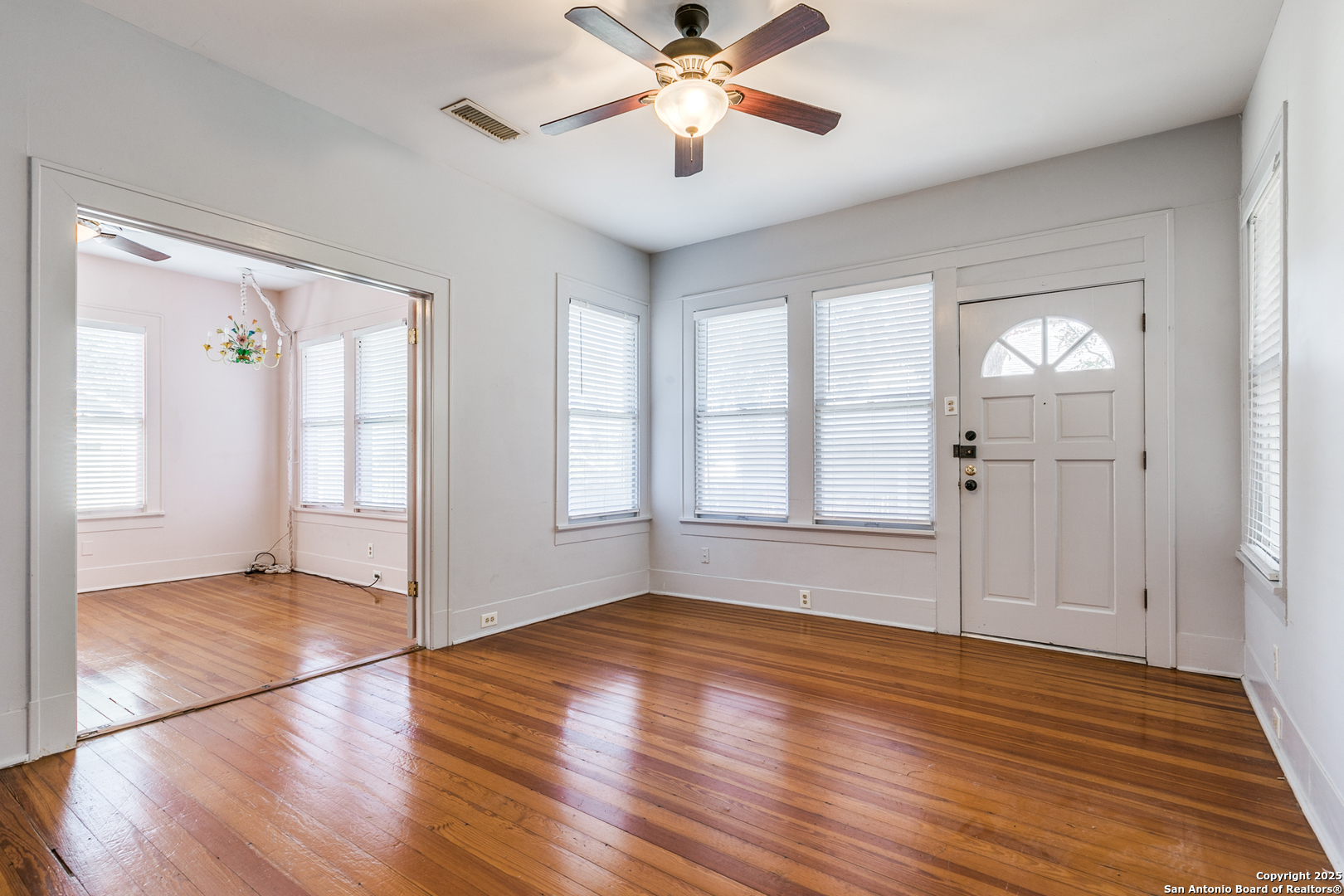 411 E Huisache Avenue San Antonio TX 78212