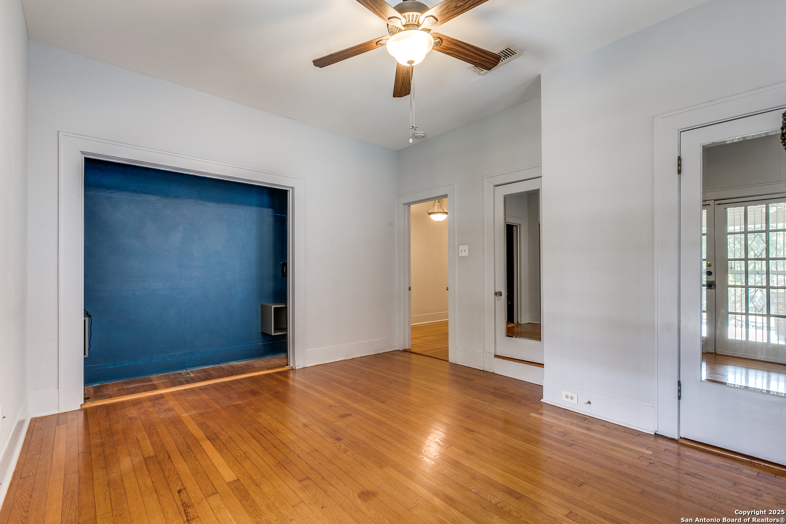 411 E Huisache Avenue San Antonio TX 78212