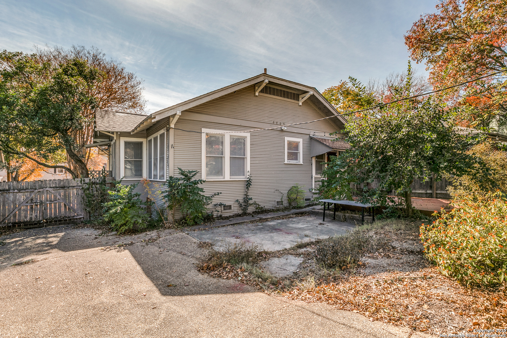411 E Huisache Avenue San Antonio TX 78212