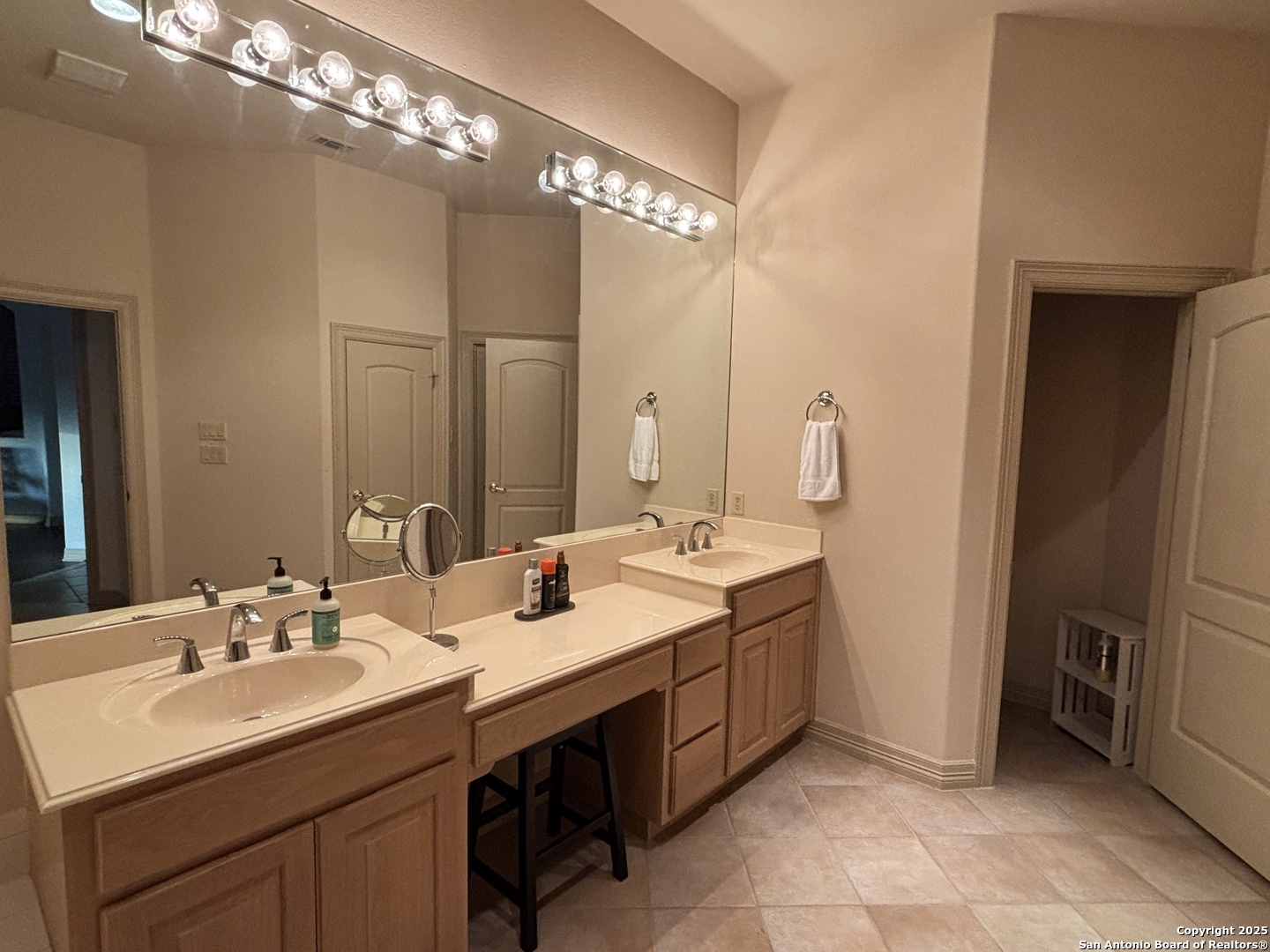 131 Westcourt Lane San Antonio TX 78257