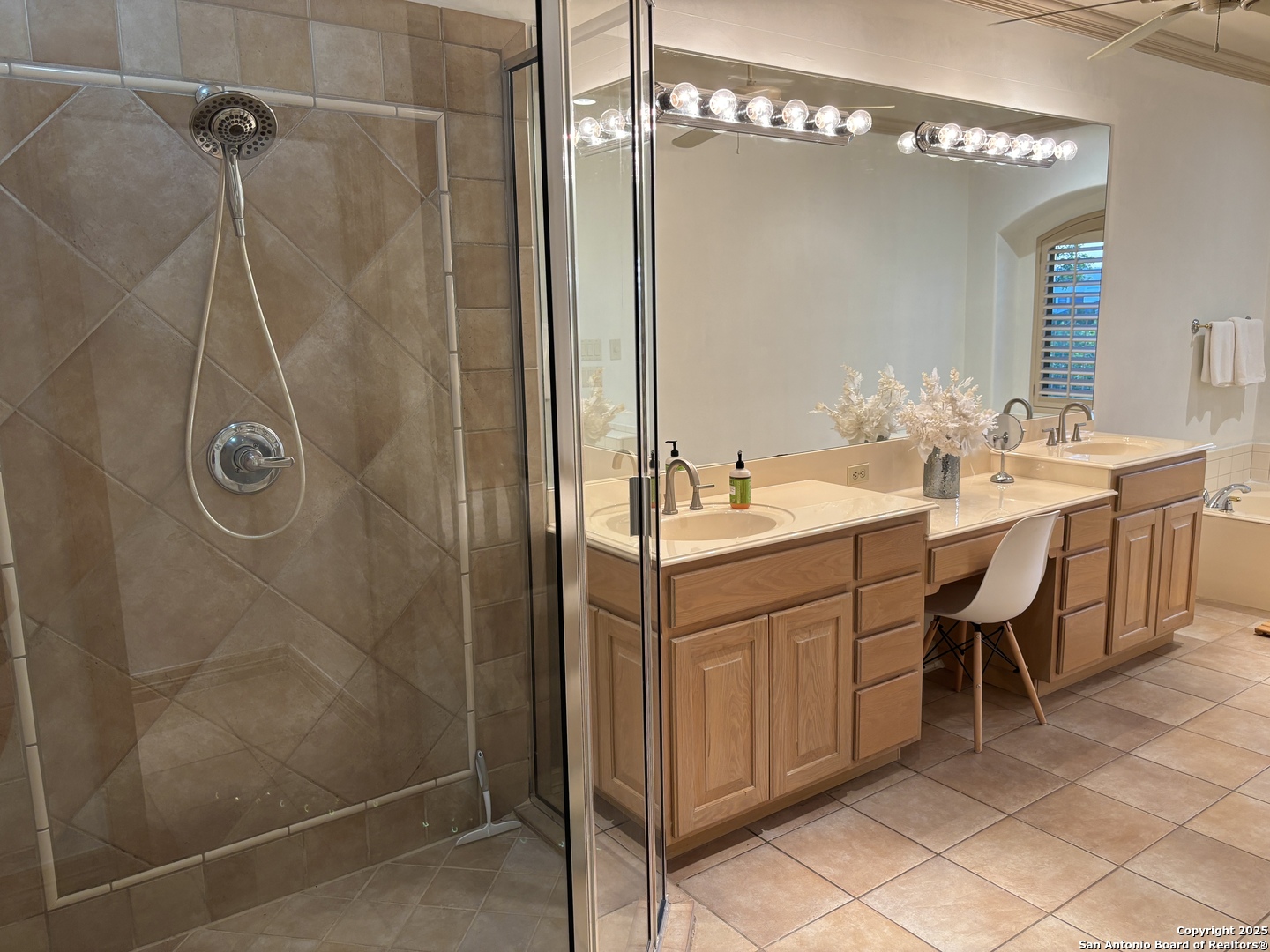 131 Westcourt Lane San Antonio TX 78257