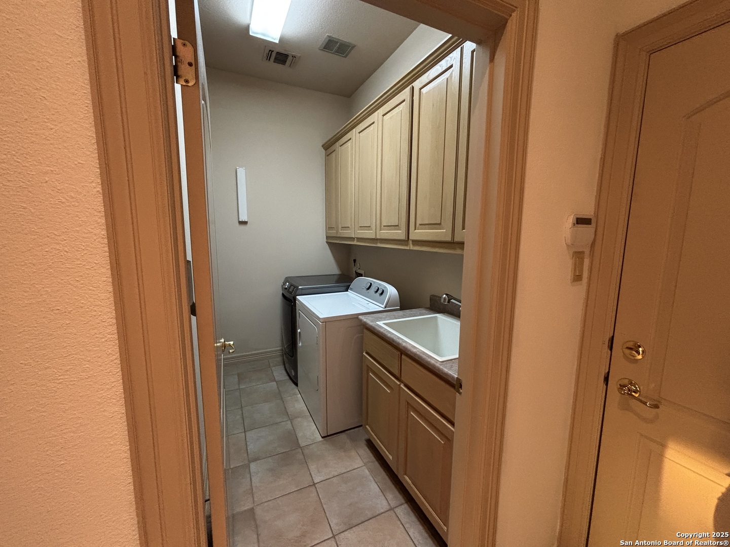 131 Westcourt Lane San Antonio TX 78257