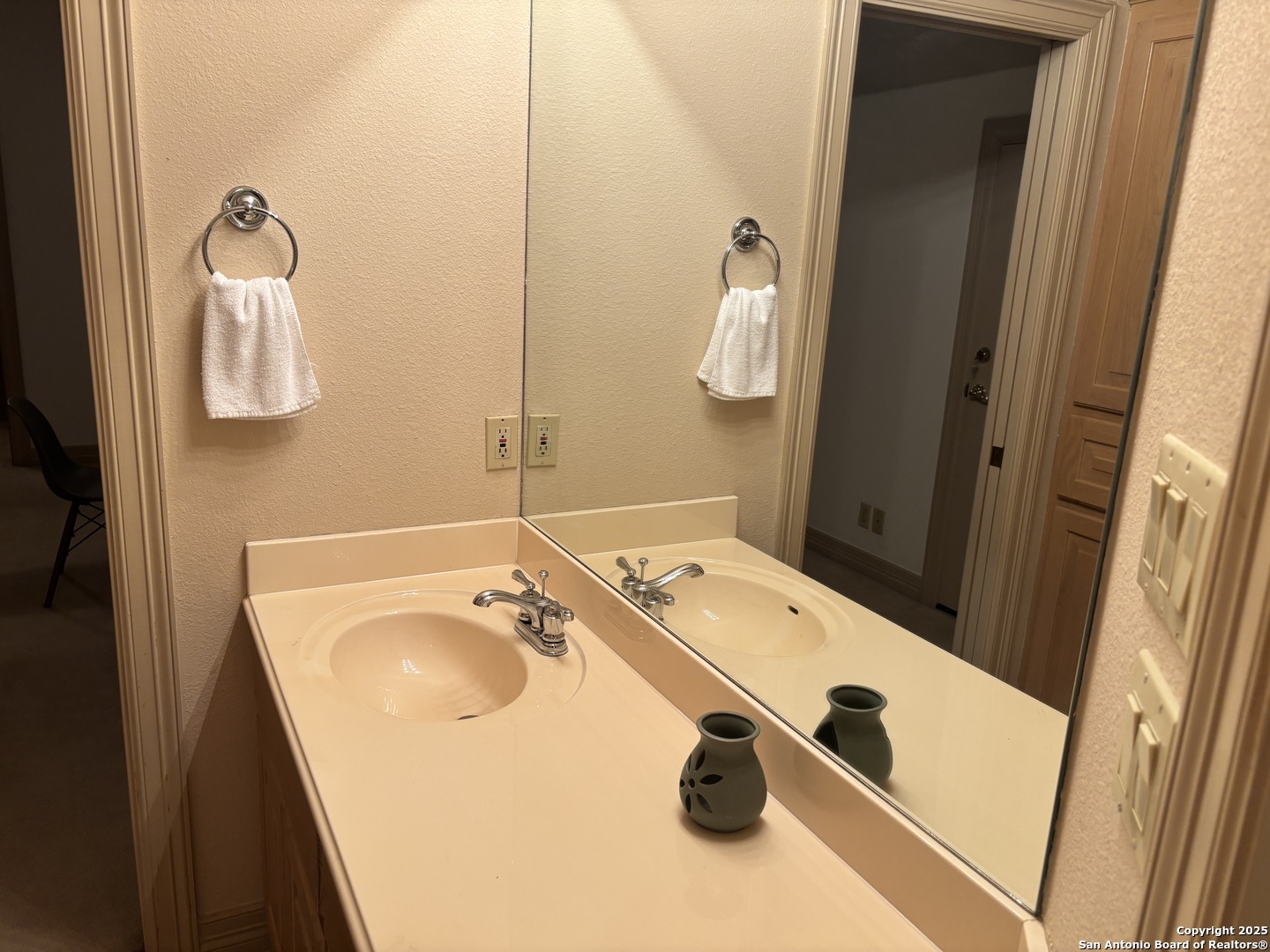 131 Westcourt Lane San Antonio TX 78257