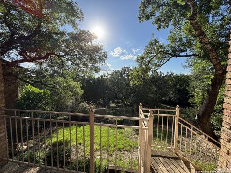 131 Westcourt Lane San Antonio TX 78257