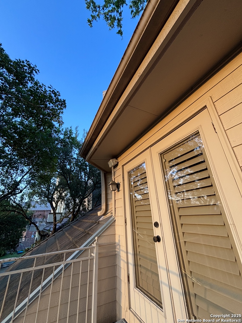 131 Westcourt Lane San Antonio TX 78257