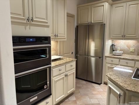 131 Westcourt Lane San Antonio TX 78257