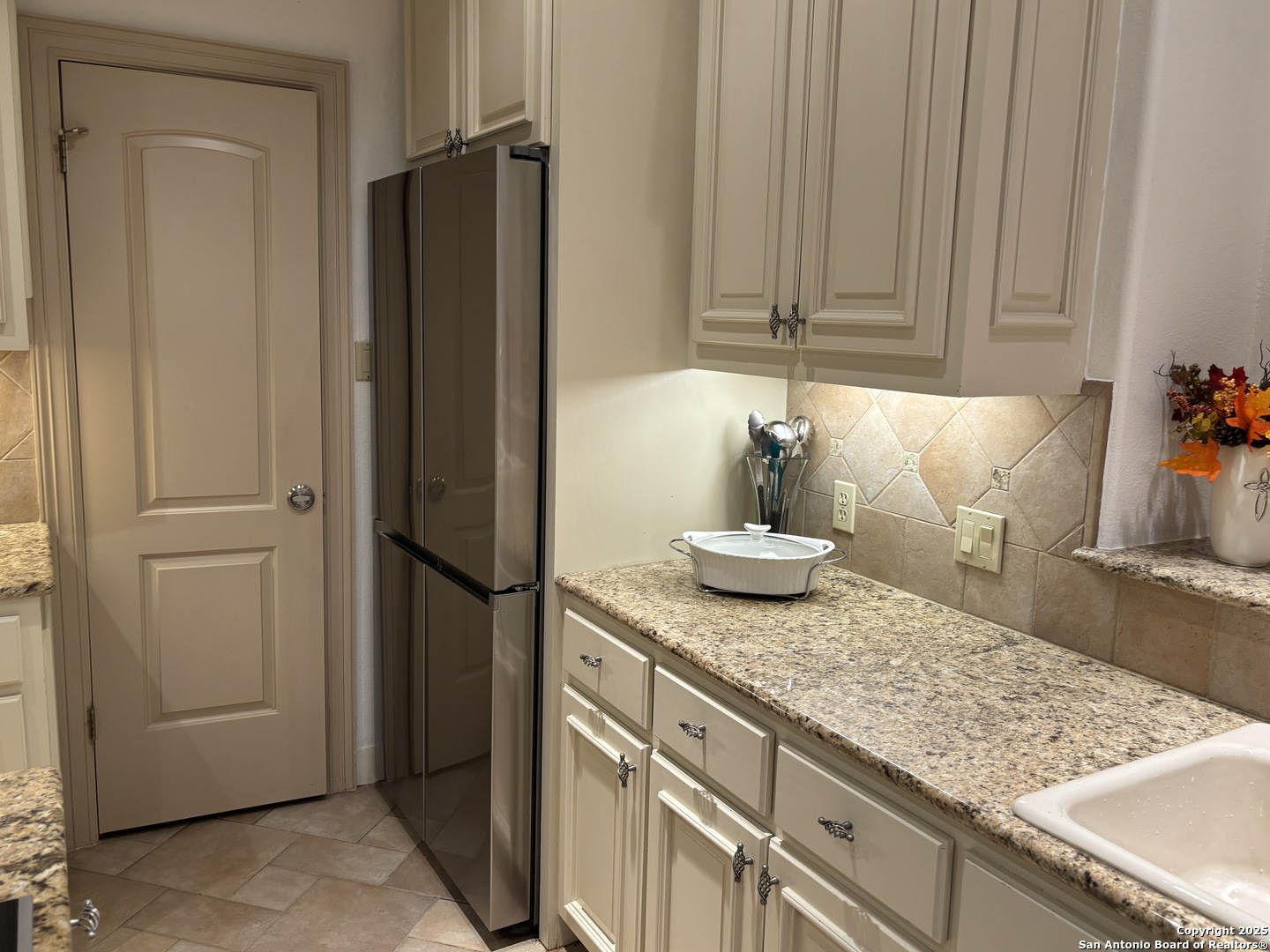 131 Westcourt Lane San Antonio TX 78257