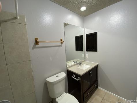8459 Cranberry Hill San Antonio TX 78254