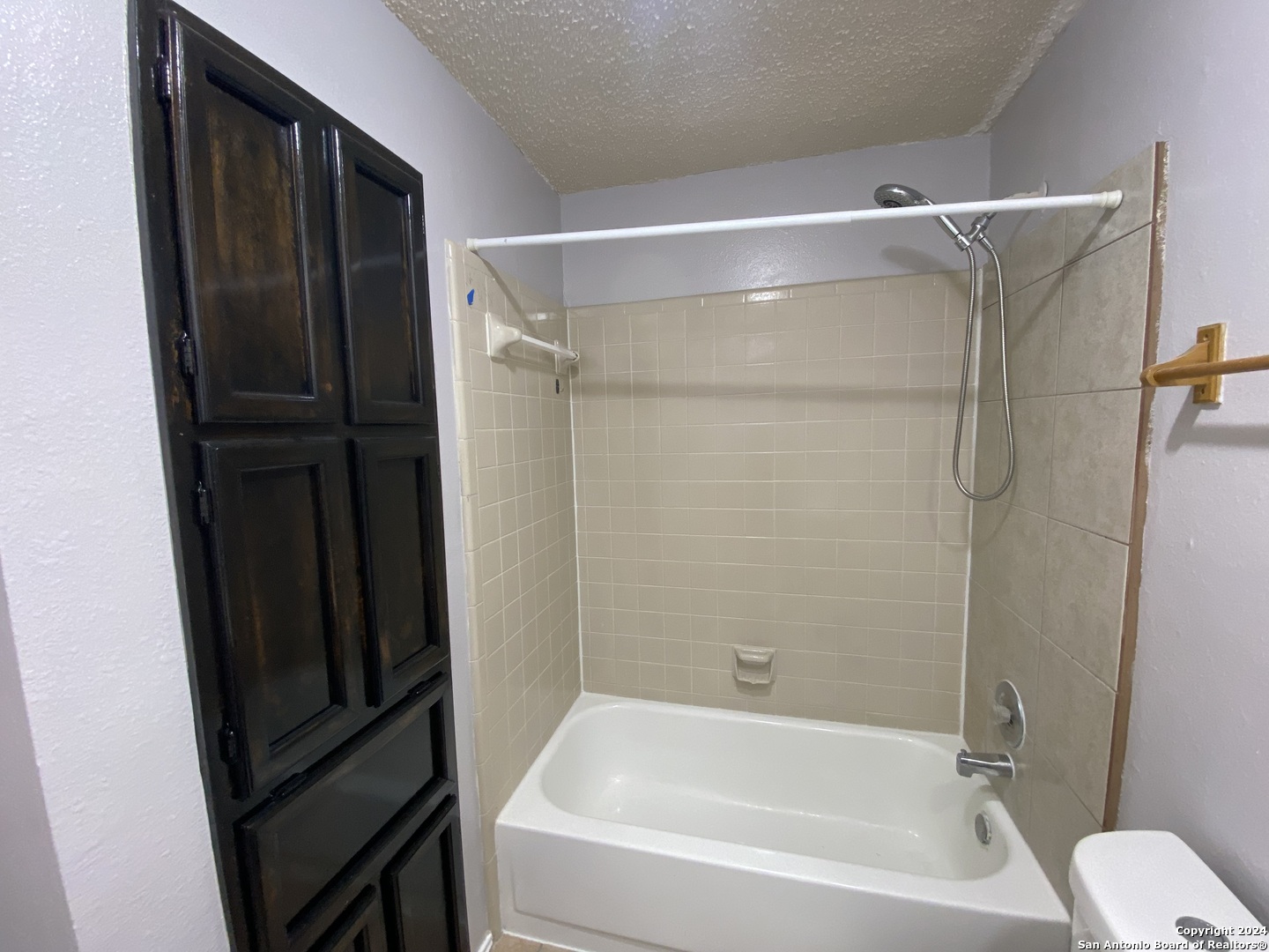 8459 Cranberry Hill San Antonio TX 78254