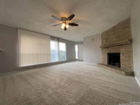 8459 Cranberry Hill San Antonio TX 78254